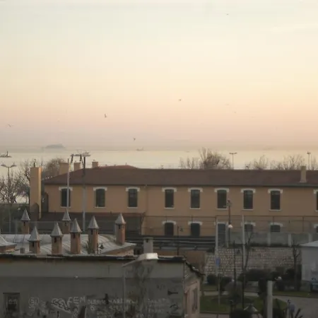 מלון Sirma Sultan 3*